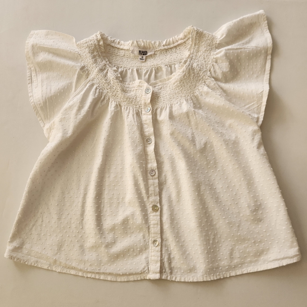 BB DAKOTA Steve Madden Fairy dust smocked Swiss dot flutter sleeve top